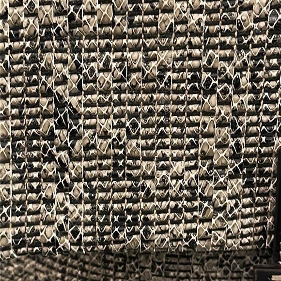 FENDI WOVEN MAMA FOREVER BAGUETTE - Picture 2 of 14